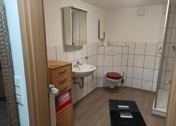 Neu Biesfeld-altes Backhaus *